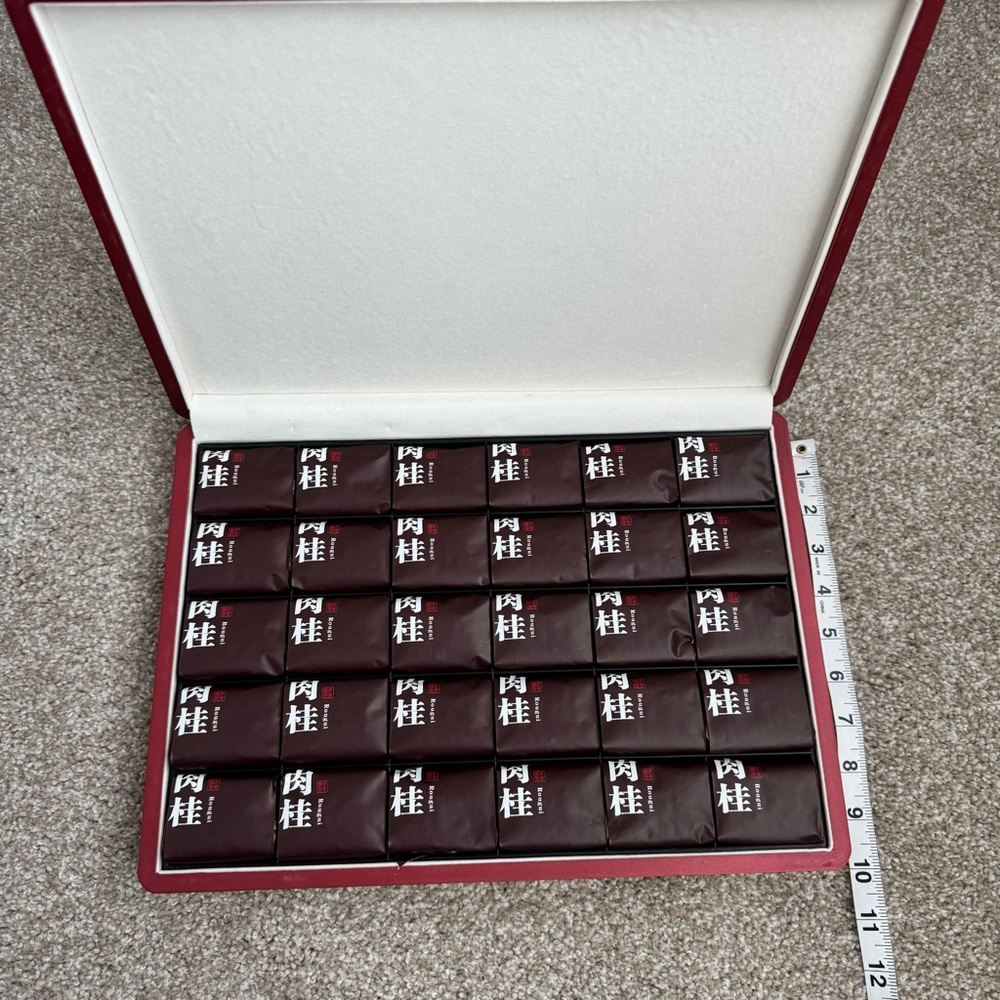Cinnamon tea box gift set Red and White Tea Box Chinese tea - Picture 8 of 8